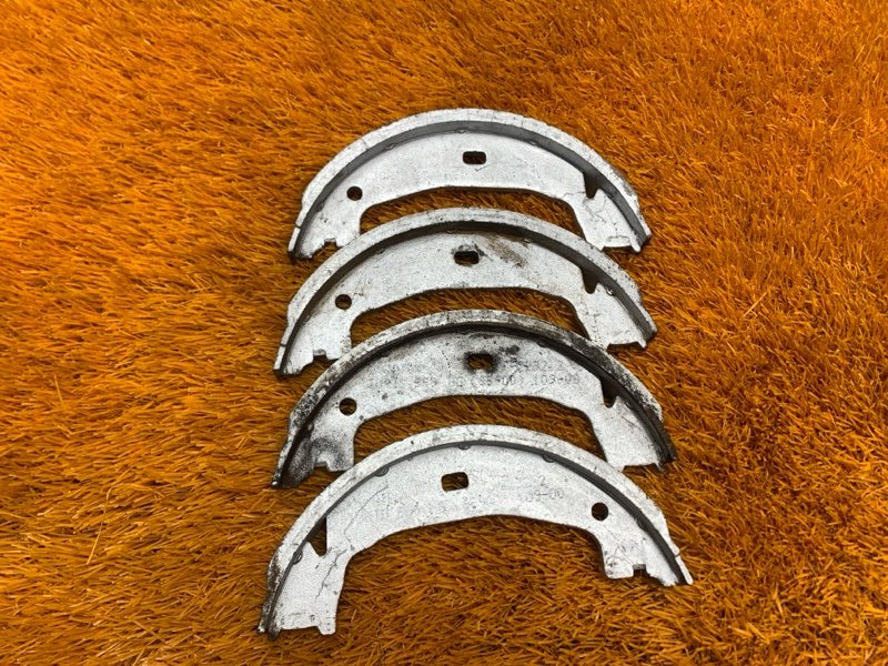 Колодки ручника, 500 рублей, Красноярск