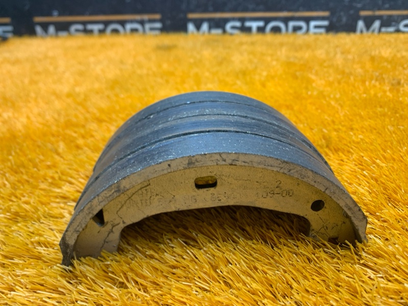 Колодки ручника, 500 рублей, Красноярск