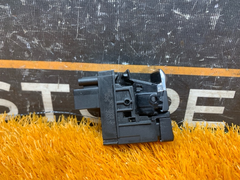 Кнопка стояночного тормоза, 500 рублей, Красноярск