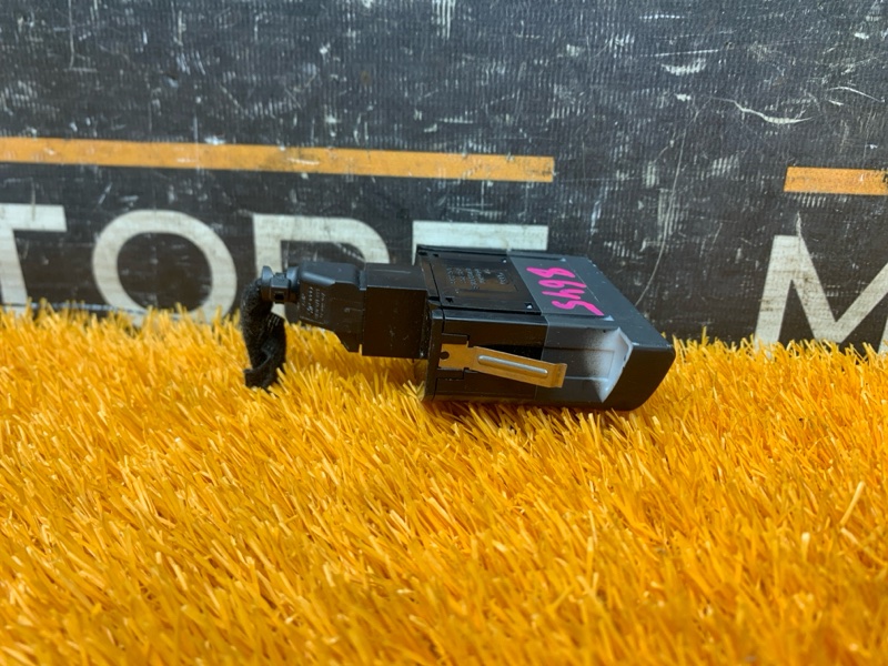 Кнопка корректора фар, 190 рублей, Красноярск