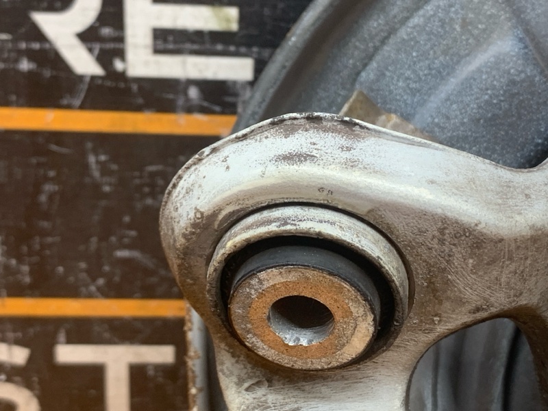 кулак поворотный, 1500 рублей, Красноярск