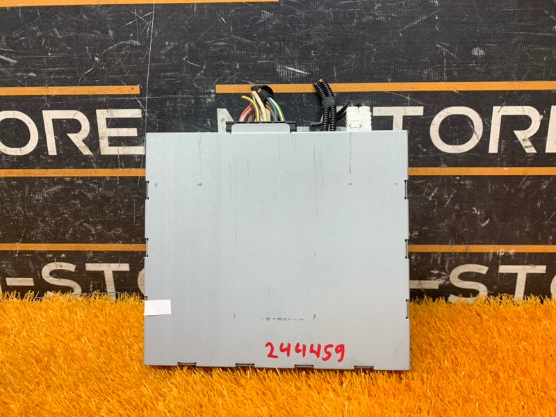 Блок управления магнитолой, 1000 рублей, Красноярск