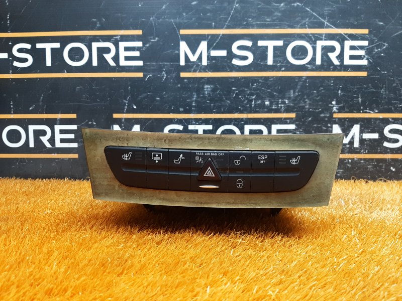 Блок кнопок (подогрев сидений), 1300 рублей, Красноярск