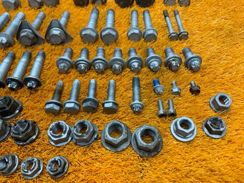 Болты и гайки задней подвески, 790 рублей, Красноярск