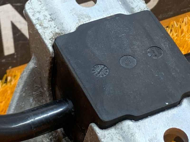 стабилизатор, 2140 рублей, Красноярск