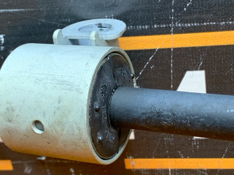 стабилизатор, 1200 рублей, Красноярск