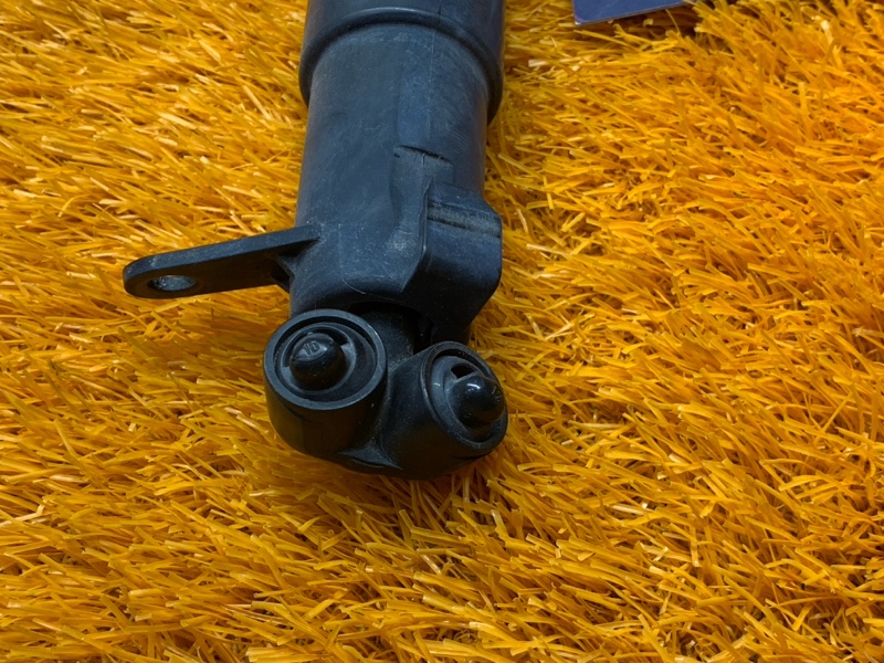 Форсунка омывателя фары, 1000 рублей, Красноярск