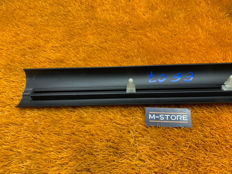 Накладка на порог салона, 200 рублей, Красноярск