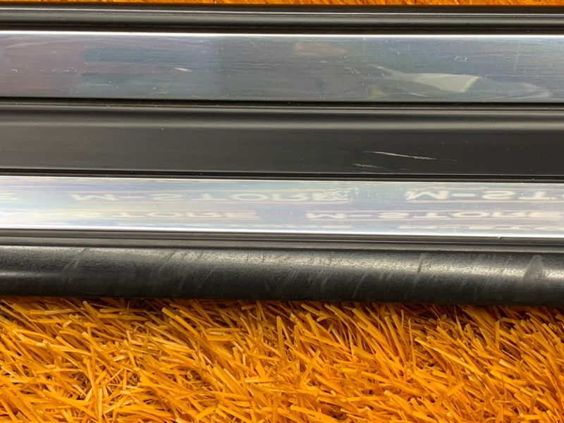 Накладка на порог салона, 420 рублей, Красноярск