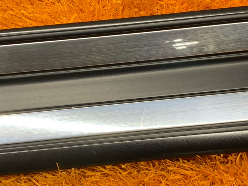 Накладка на порог салона, 420 рублей, Красноярск