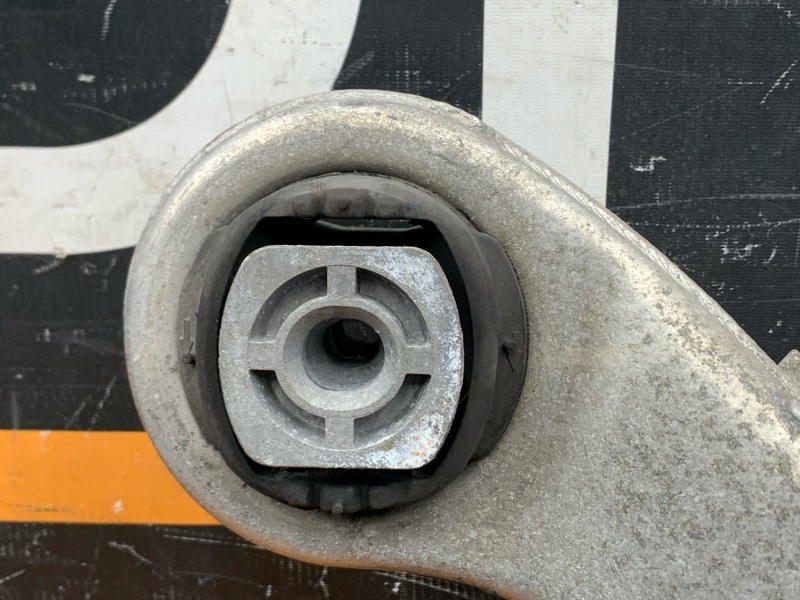 Балка поперечная (подрамник), 1200 рублей, Красноярск