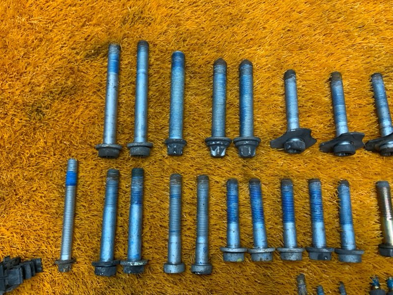 Болты и гайки задней подвески, 750 рублей, Красноярск