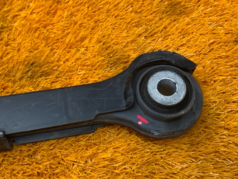 Рычаг подвески нижний, 500 рублей, Красноярск