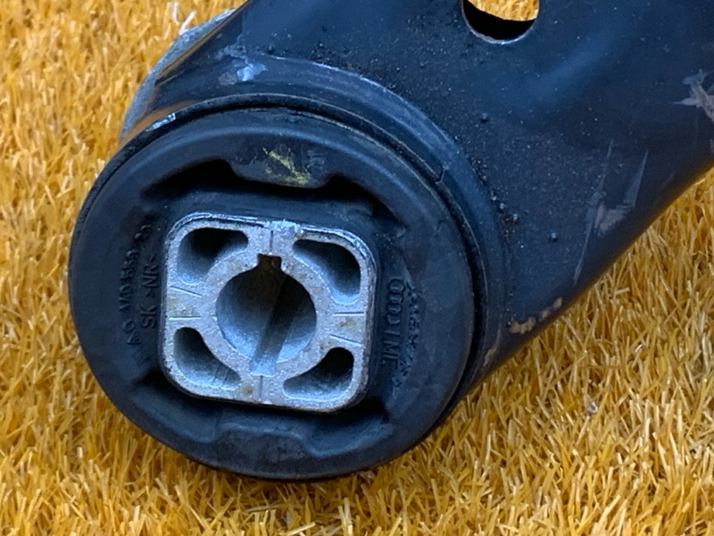 Балка поперечная (подрамник), 6000 рублей, Красноярск