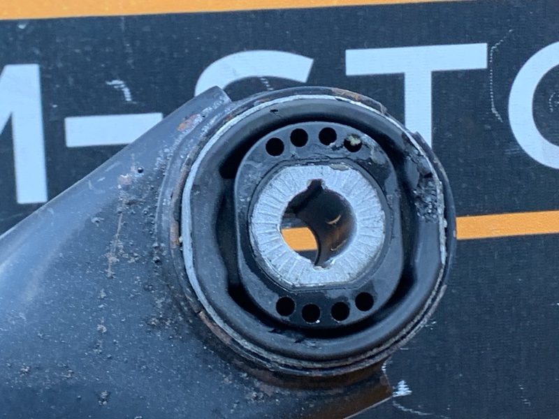 Балка поперечная (подрамник), 6000 рублей, Красноярск