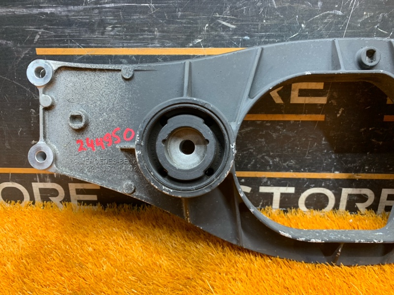 кронштейн редуктора, 500 рублей, Красноярск