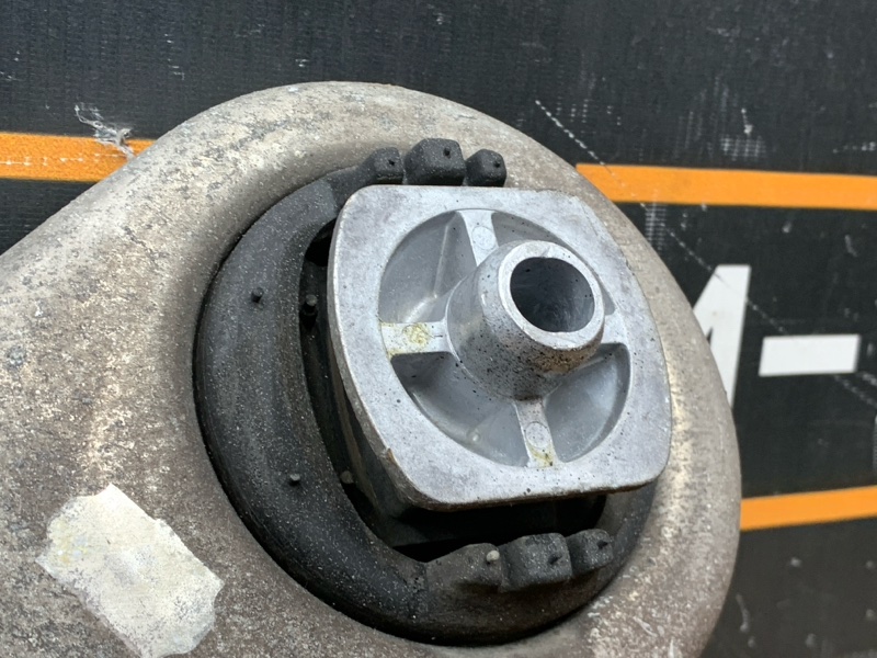 Балка поперечная (подрамник), 1700 рублей, Красноярск