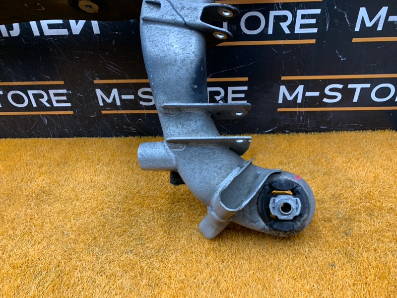 Балка поперечная (подрамник), 1700 рублей, Красноярск