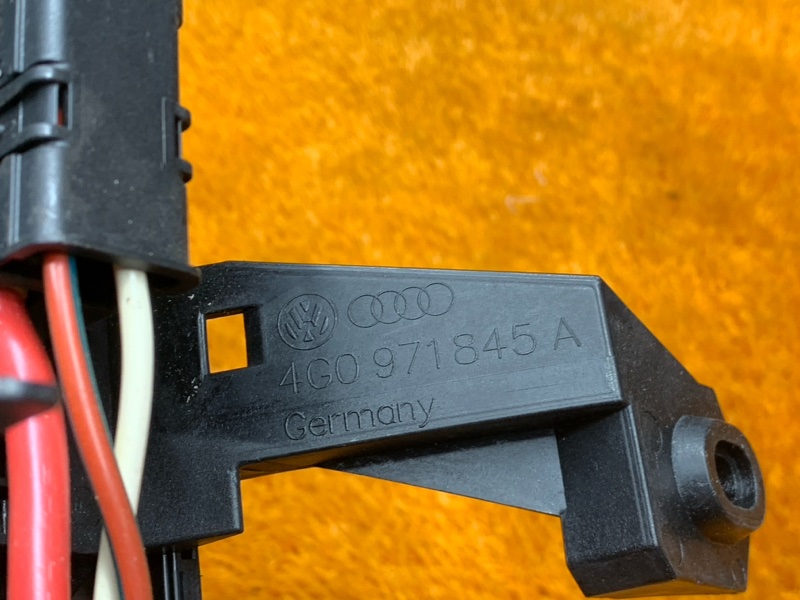 блок предохранителей, 2000 рублей, Красноярск