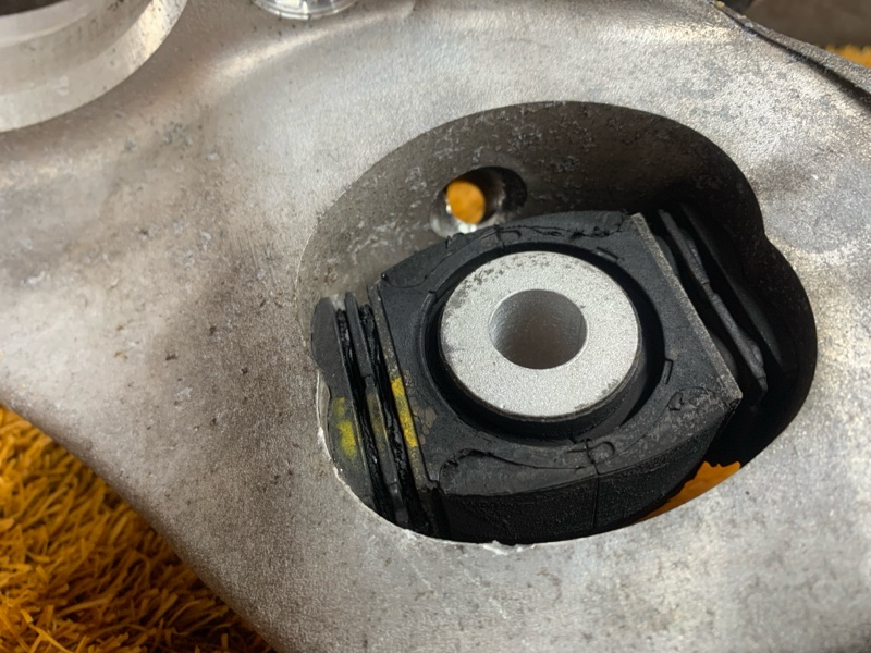 кулак поворотный, 1500 рублей, Красноярск