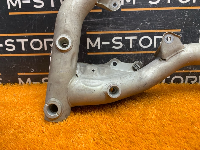 Балка поперечная (подрамник), 6390 рублей, Красноярск