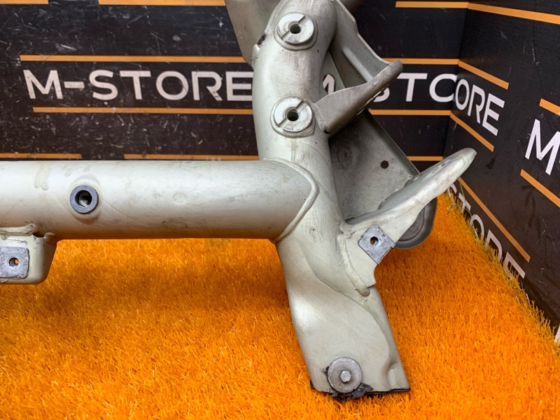 Балка поперечная (подрамник), 6390 рублей, Красноярск