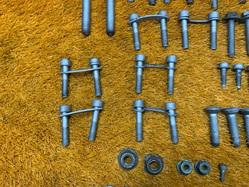 Болты и гайки задней подвески, 1100 рублей, Красноярск