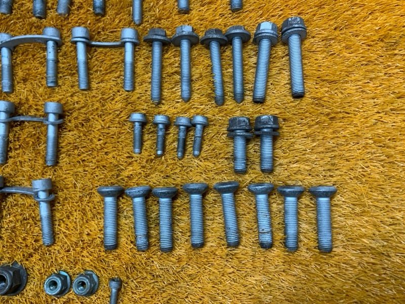 Болты и гайки задней подвески, 1100 рублей, Красноярск