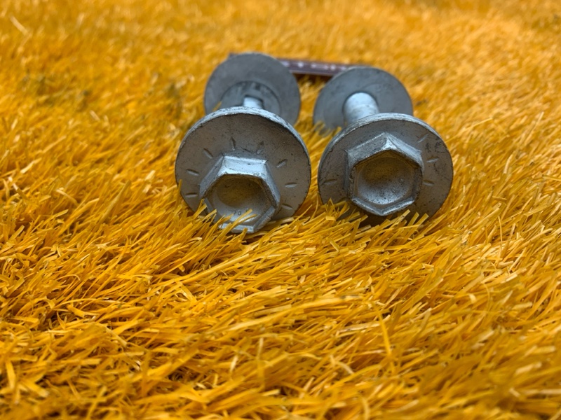 Болт развальный, 600 рублей, Красноярск