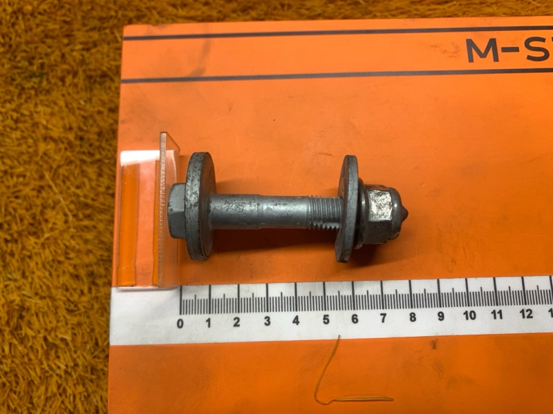 Болт развальный, 600 рублей, Красноярск