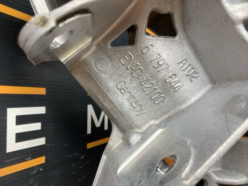 Балка поперечная (подрамник), 4260 рублей, Красноярск