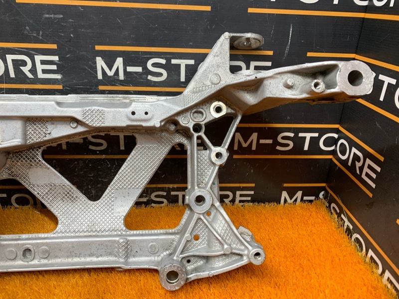 Балка поперечная (подрамник), 18700 рублей, Красноярск