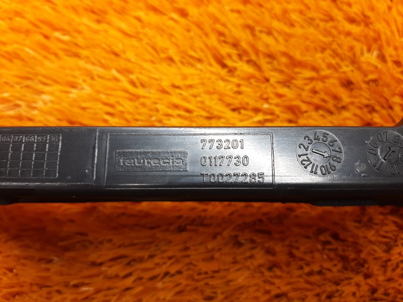 Рамка магнитолы, 500 рублей, Красноярск