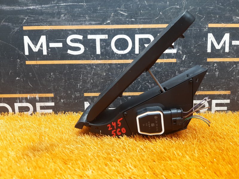 педаль газа, 1000 рублей, Красноярск