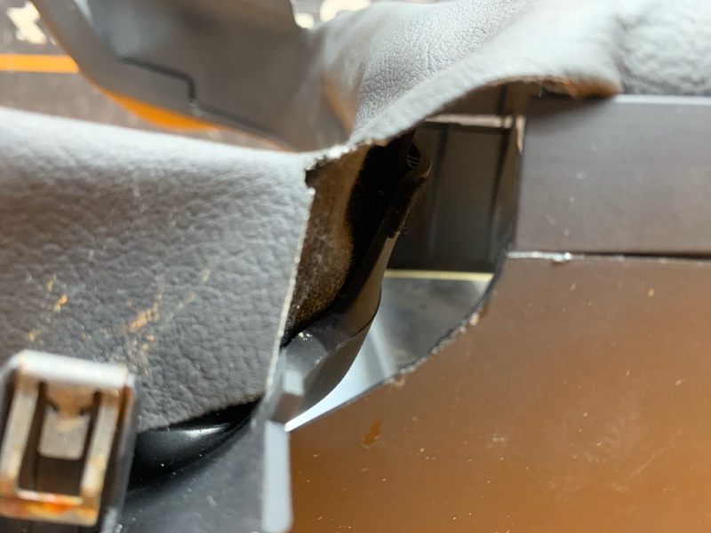 Кожух рулевой колонки, 1900 рублей, Красноярск