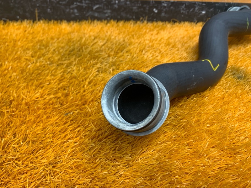 Патрубок радиатора верхний, 1340 рублей, Красноярск