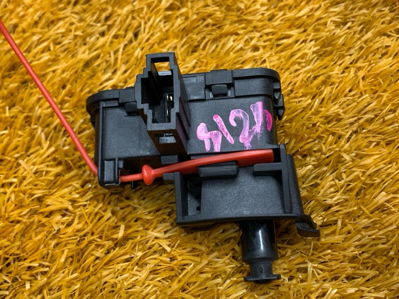 Замок лючка бензобака, 440 рублей, Красноярск