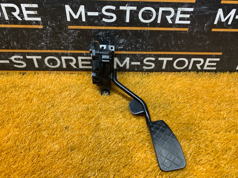 педаль газа, 400 рублей, Красноярск