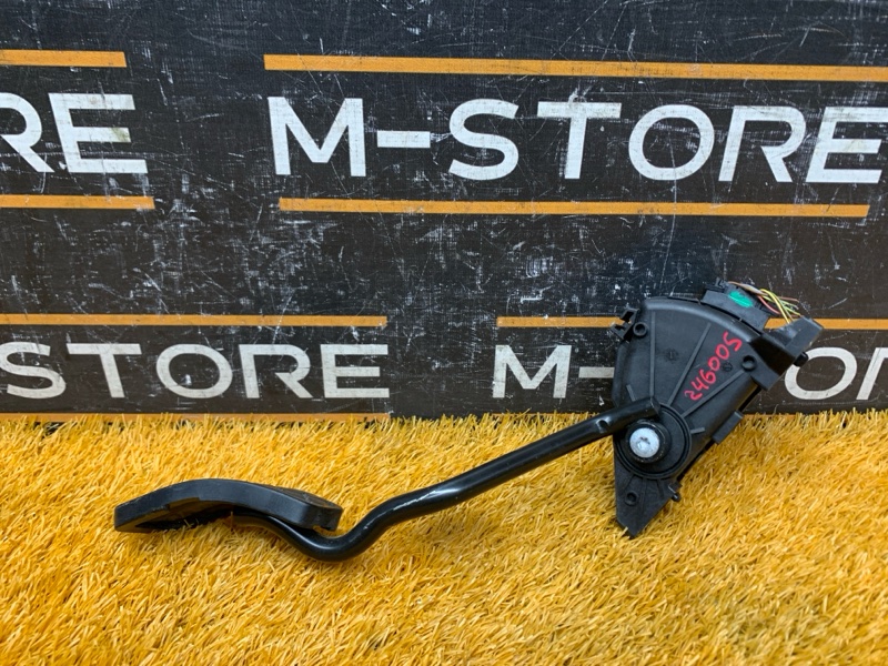 педаль газа, 400 рублей, Красноярск