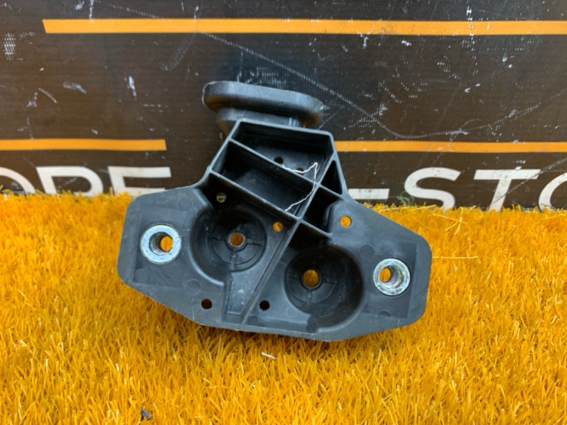 крепление бампера, 470 рублей, Красноярск