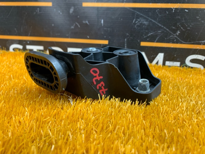 крепление бампера, 470 рублей, Красноярск