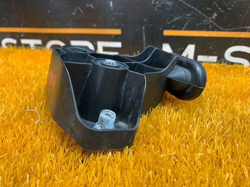 крепление бампера, 470 рублей, Красноярск