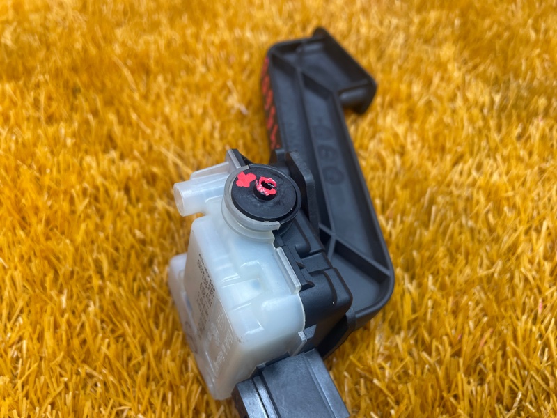 Замок лючка бензобака, 360 рублей, Красноярск