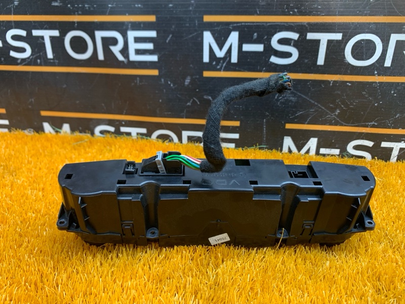 блок управления климат-контролем, 2000 рублей, Красноярск