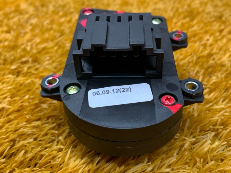 кнопка регулировки сиденья, 1400 рублей, Красноярск