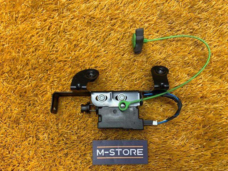 Замок лючка бензобака, 610 рублей, Красноярск