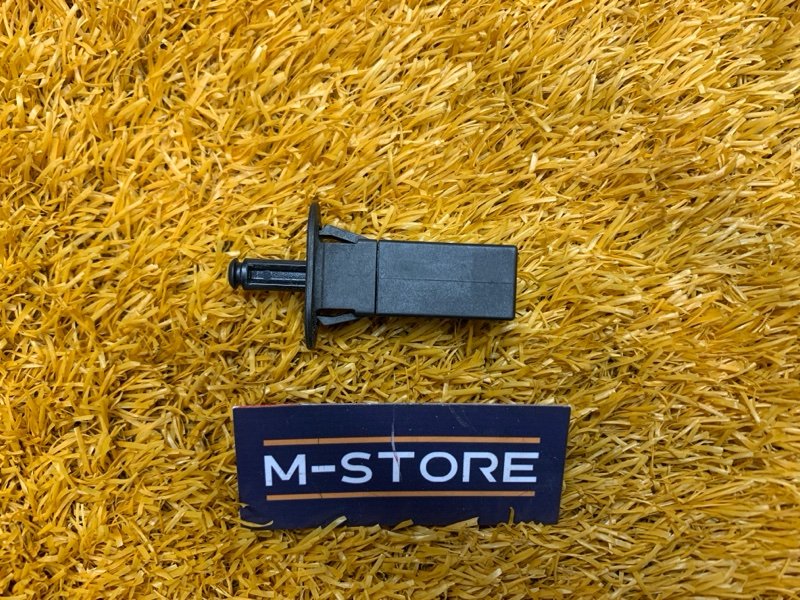 Концевик лючка бензобака, 440 рублей, Красноярск