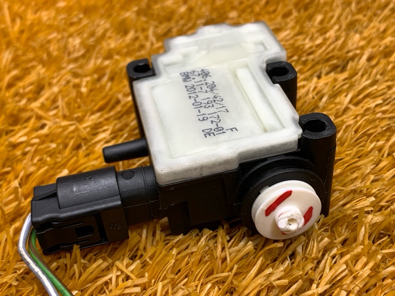 Замок лючка бензобака, 610 рублей, Красноярск