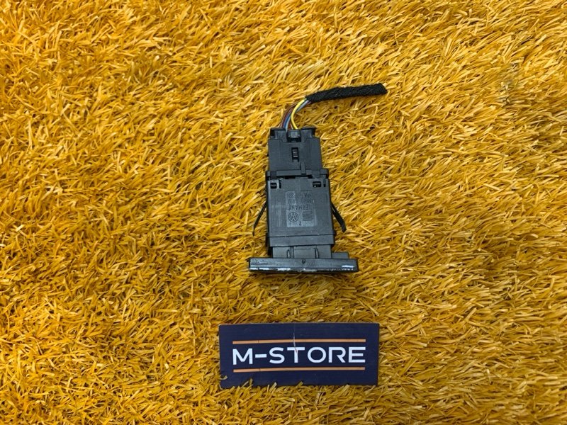 Кнопка включения парктроников, 200 рублей, Красноярск