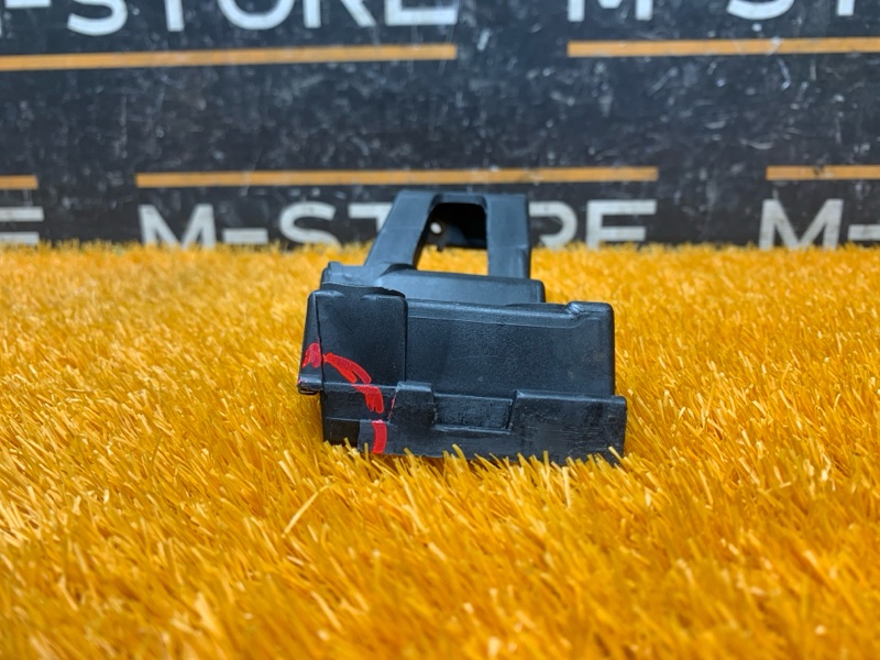 кронштейн порога, 150 рублей, Красноярск